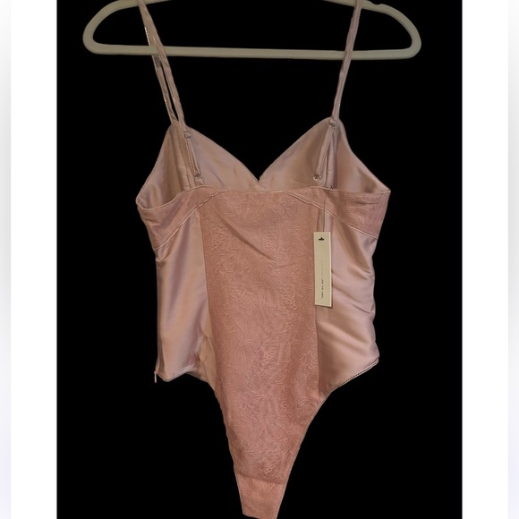 Lani The Label Satin and Lace look bodysuit NWT - Picture 2 of 3